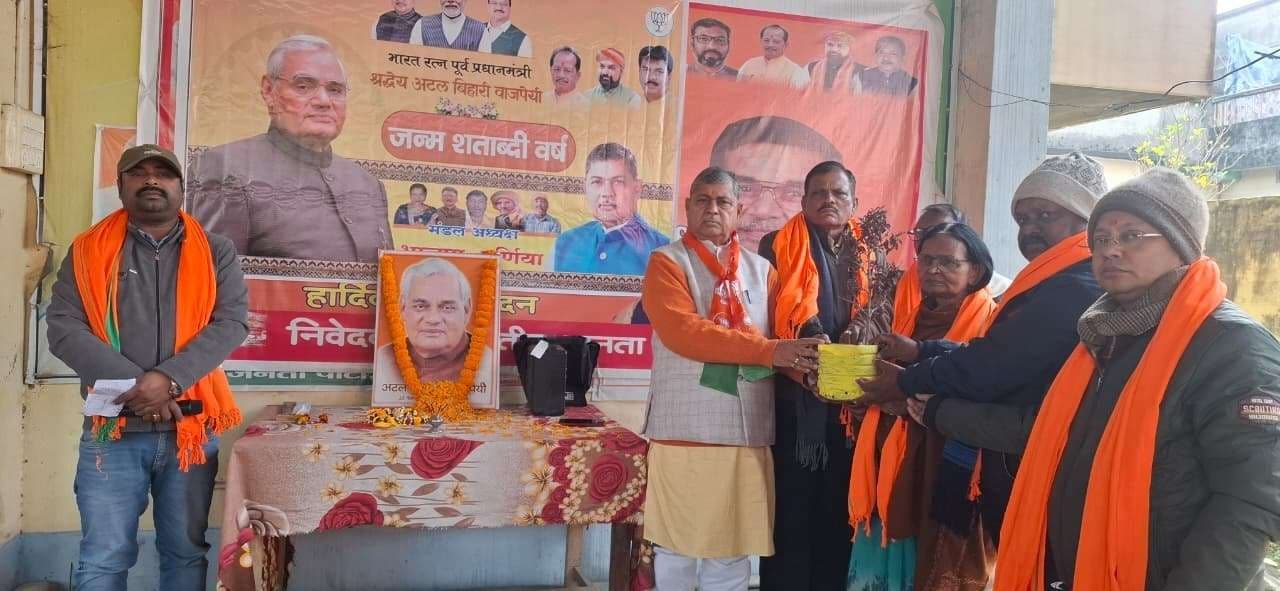 सभी के लिए प्रेरणास्रोत रहे हैं अटल जी का नेतृत्व : खेमका