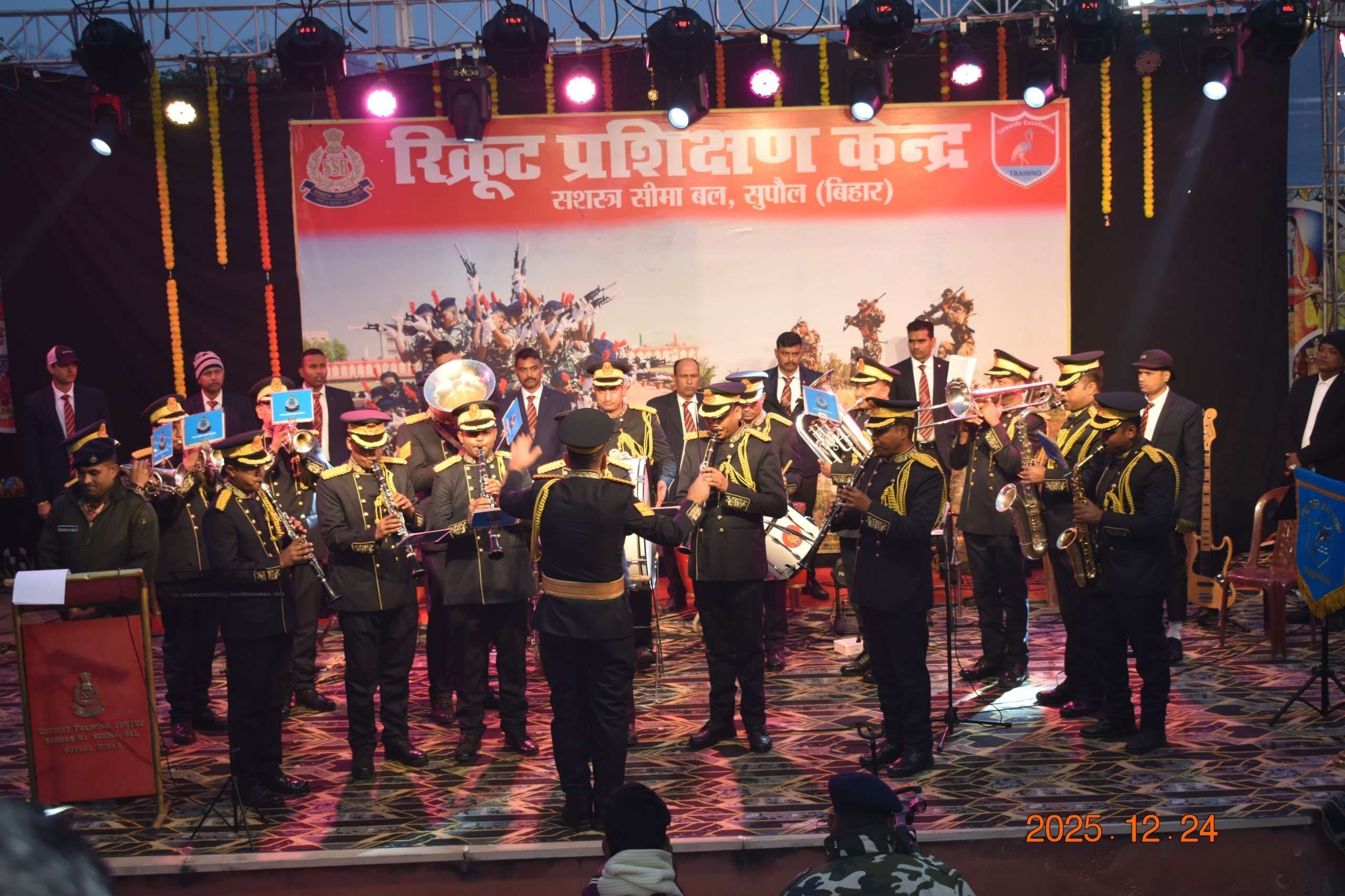 मिथिला हाट में एसएसबी का शक्ति प्रदर्शन, अनुशासन व देशभक्ति का दिया संदेश