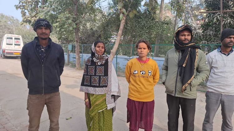 किऊल रेलवे मैदान में घायल अवस्था में मिला 45 वर्षीय व्यक्ति