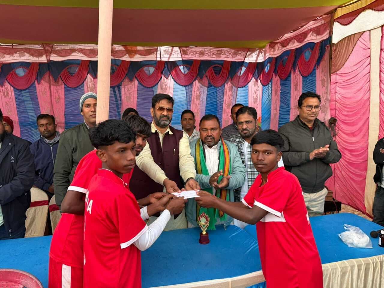 आइकेआर मधुपुर ने किस्कू ब्रदर्स को एक गोल से हराया