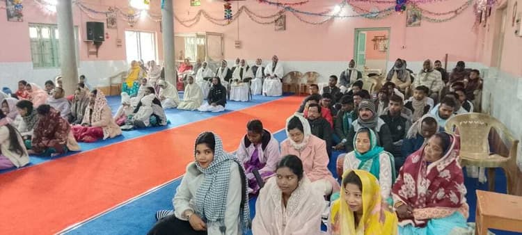 Deoghar news : क्रिसमस पर प्रभु यीशु को किया याद, प्रेम,शांति और सद्भाव का दिया संदेश