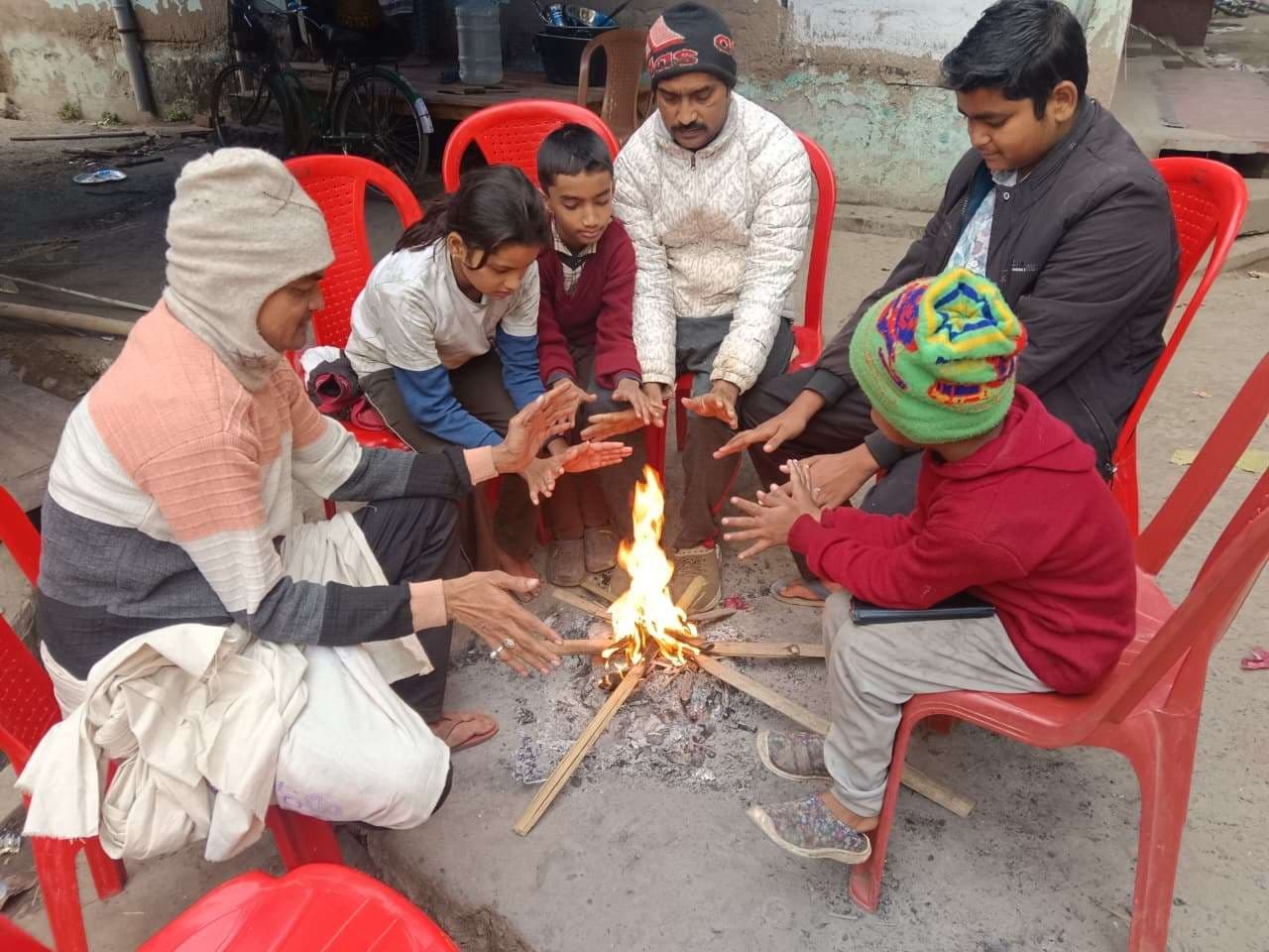 ठंड व कोहरे से साहिबगंज में जनजीवन प्रभावित