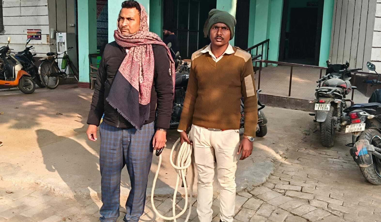 नगर कांग्रेस अध्यक्ष गिरफ्तार, 2.5 करोड़ की जमीन मांगने का आरोप