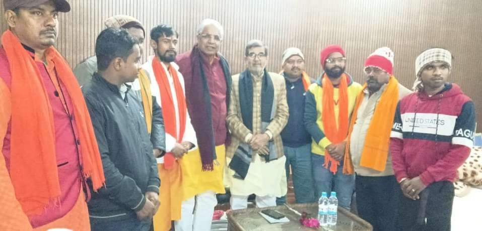 सरकार की उपलब्धियों को घर-घर तक पहुंचाएं : डॉ गुप्ता