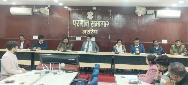 अपनी उपलब्धियों को प्रभावी ढंग से प्रदर्शित करें : डीएम