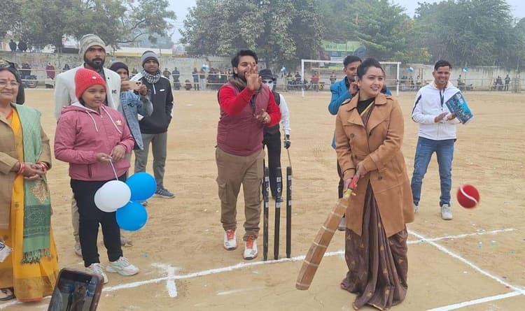 क्रिकेट के उद्धाटन मैच में बाढ़ की टीम ने मुंगेर को 84 रनों से किया पराजित