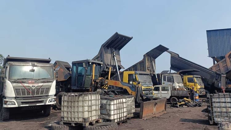 Bokaro News : जमीन की अनुपलब्धता के कारण उत्पादन कार्य ठप