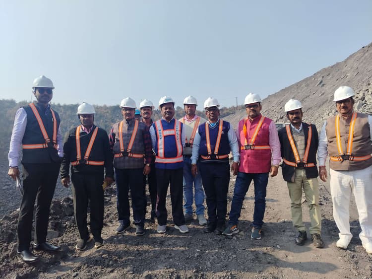 Bokaro News : एएओसीपी परियोजना में सुरक्षा नियमों के उल्लंघन