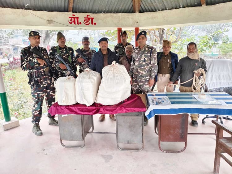 50 किलो गांजे के साथ दो तस्कर गिरफ्तार