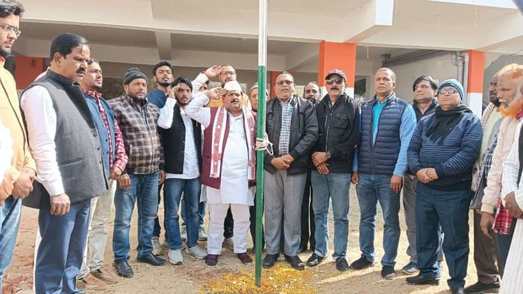 Giridih News :कांग्रेस सिर्फ पार्टी नहीं, बल्कि एक विचारधारा है