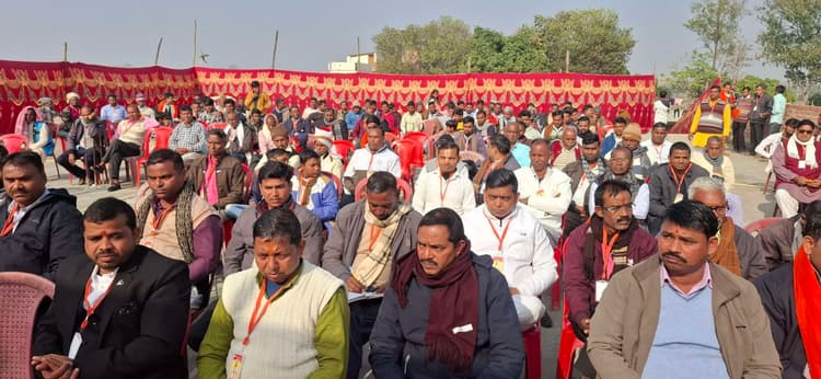 Giridih News :स्वर्णकार समाज के सम्मेलन में सामाजिक की कुरीतियों को दूर करने पर जोर