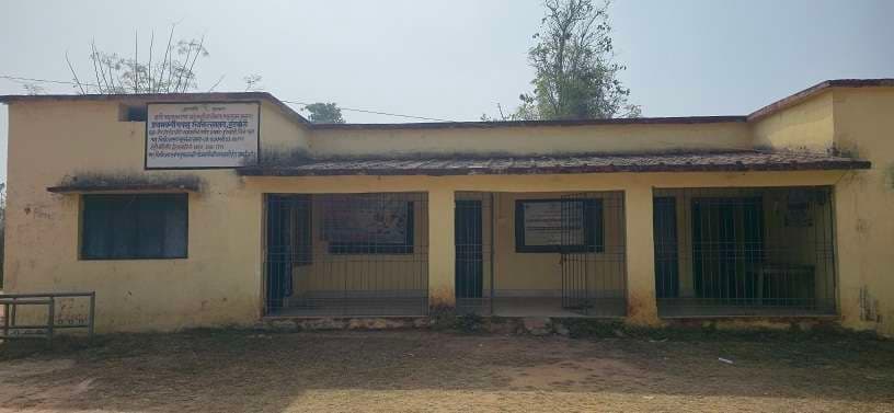 रात्रि प्रहरी के भरोसे है इटखोरी का पशु चिकित्सालय