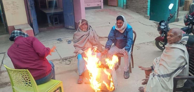 -कंपकंपा देने वाली ठंड में घरों में रहे दुबके