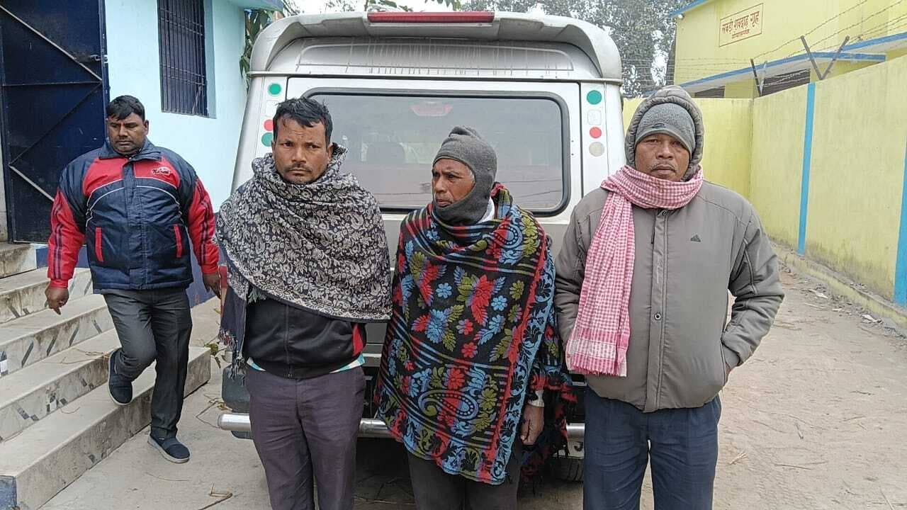 बथानी में आग तापने के दौरान हादसे में बुजुर्ग की मौत, दो महिलाएं गंभीर रूप से झुलसीं