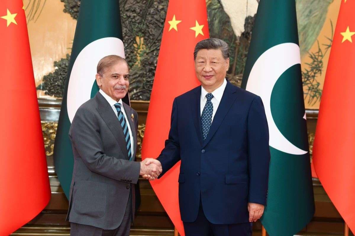 बलूचिस्तान में उतर सकती है चीनी सेना? मीर यार बलोच का जयशंकर को पत्र, CPEC पर दी बड़ी चेतावनी बलूचिस्तान में उतर सकती है चीनी सेना? मीर यार बलोच का जयशंकर को पत्र, CPEC पर दी बड़ी चेतावनी