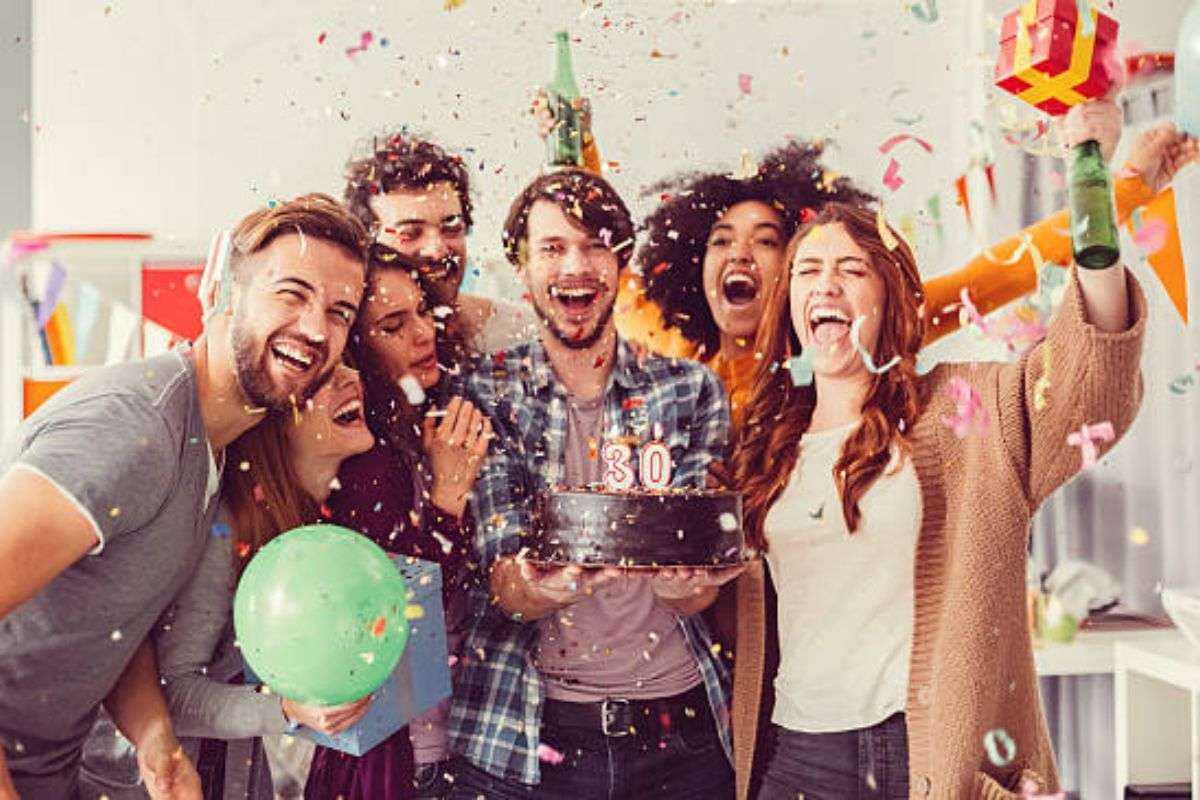 Birthday Celebration Ideas: घर पर शानदार होगी बर्थडे पार्टी, बस इन टिप्स को करना होगा फॉलो