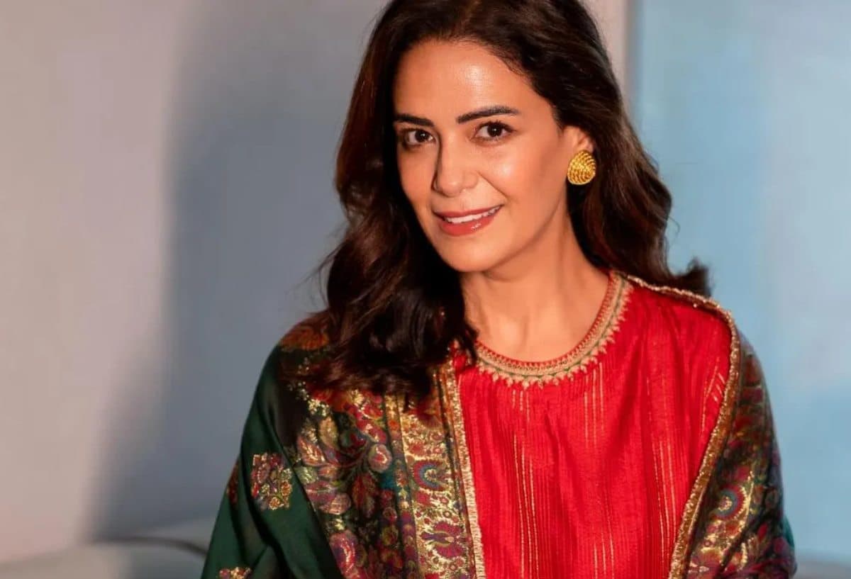 Bollywood News: 60 की उम्र में हीरो रोमांस करे, हीरोइन क्यों नहीं? एक्ट्रेस मोना सिंह ने जताई आपत्ति Bollywood News: 60 की उम्र में हीरो रोमांस करे, हीरोइन क्यों नहीं? एक्ट्रेस मोना सिंह ने जताई आपत्ति