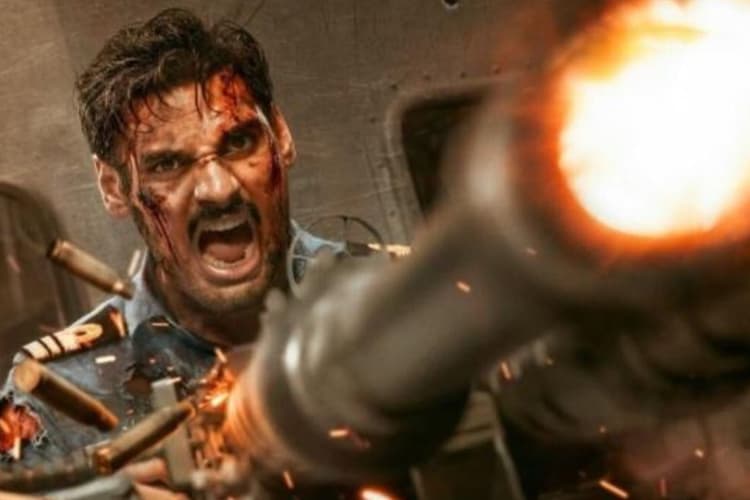 Border 2 Box Office Collection Day 7: हिट या फुस्स? सातवें दिन 'बॉर्डर 2' की कमाई में आई गिरावट, कलेक्शन देख हो जायेंगे हैरान