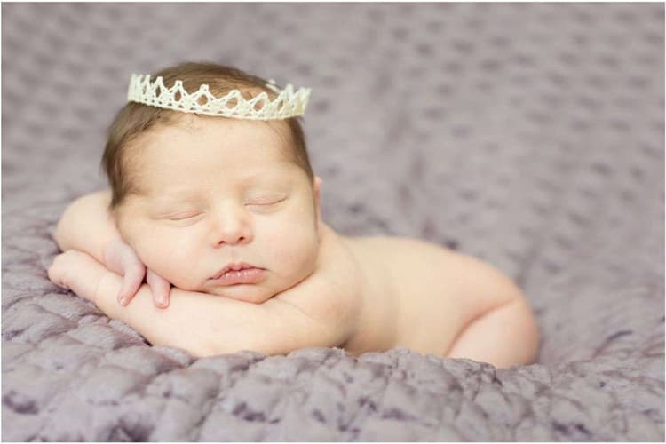Baby Names 2026: अपने बच्चे के लिए चुनें नेचर से जुड़े यूनिक और मॉडर्न नाम