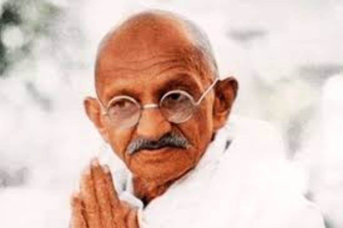 झारखंड के चाईबासा में आज भी जिंदा हैं बापू की यादें: खाटिया छोड़ चटाई पर बैठ गए थे महात्मा गांधी, मिट्टी की हांडी वाली चाय का लिया स्वाद