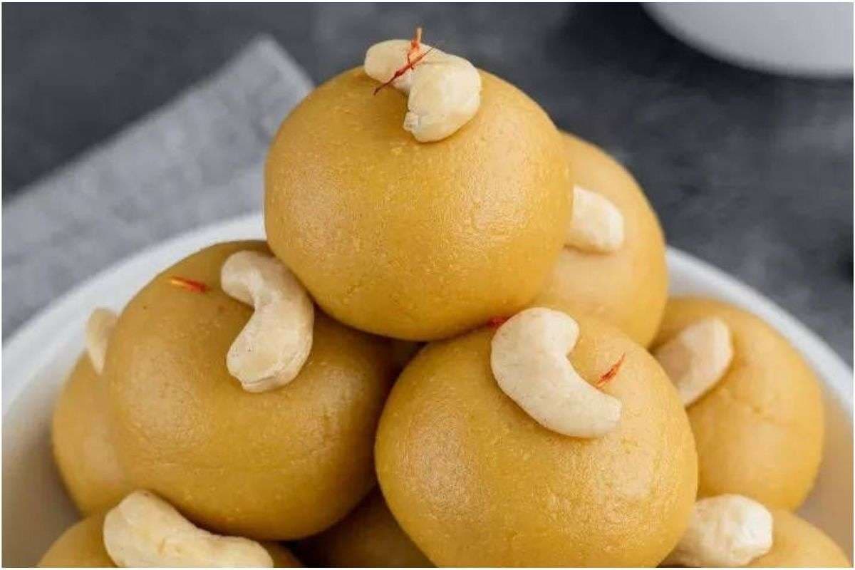 Kaju Besan Laddu Recipe in Hindi: मकर संक्रांति पर मिनटों में बनाए हलवाई जैसे दानेदार काजू बेसन लड्डू