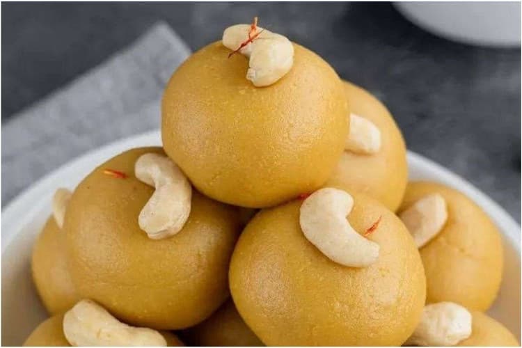 Kaju Besan Laddu Recipe in Hindi: मकर संक्रांति पर मिनटों में बनाए हलवाई जैसे दानेदार काजू बेसन लड्डू