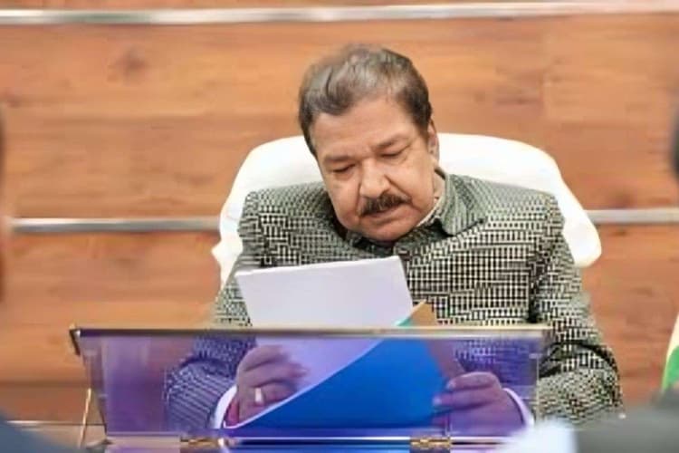 Bihar News: बिहार में बंद फैक्ट्रियों के लिए आ रहा स्पेशल लोन पैकेज, 26 हजार करोड़ से बनेगा विशाल लैंड बैंक