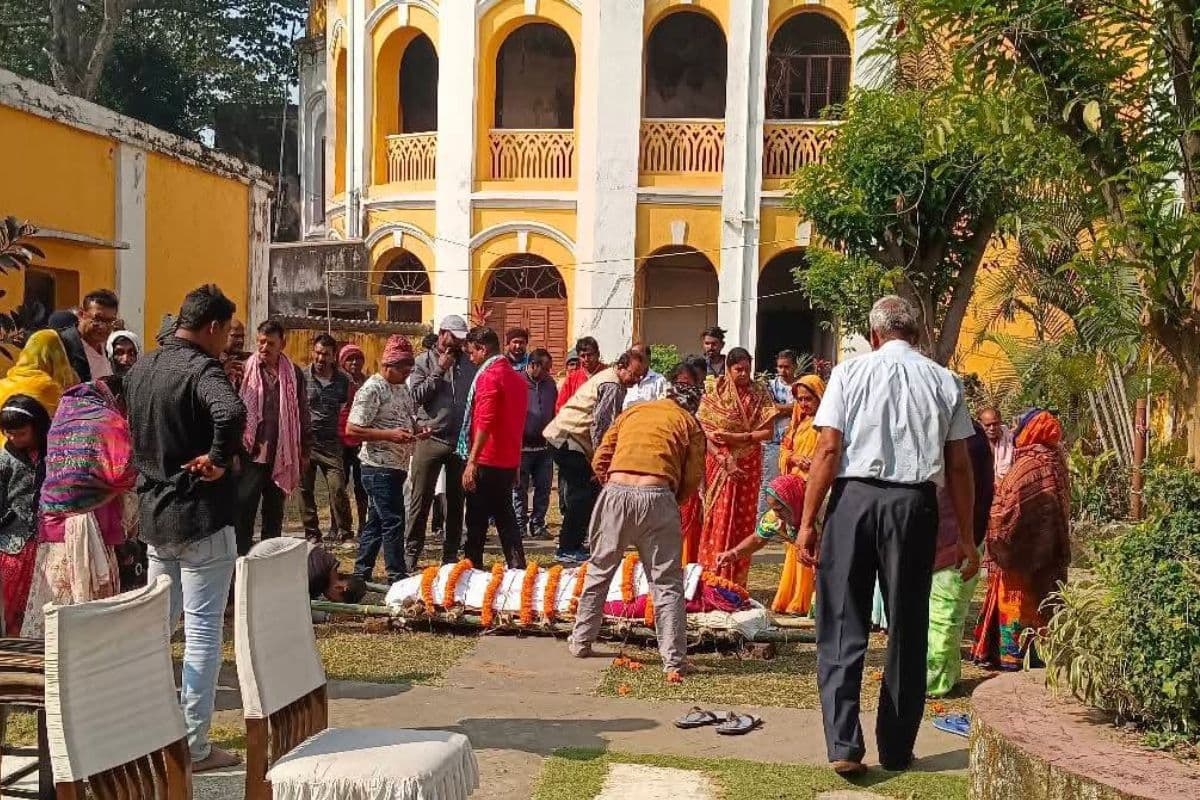 सरायकेला के राजघराने में शोक की लहर, पद्मश्री सानलाल साहब की बेटी स्नेहलता का निधन सरायकेला के राजघराने में शोक की लहर, पद्मश्री सानलाल साहब की बेटी स्नेहलता का निधन