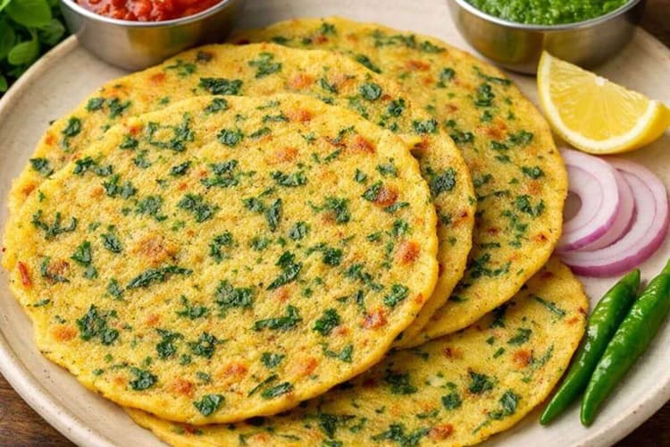Suji Methi Chilla: ब्रेकफास्ट में तैयार करें सूजी-मेथी का चीला, खाते ही आ जाएगा मजा