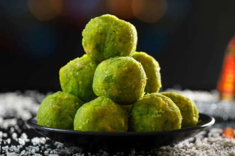 Moringa Laddu Recipe: इस हरे लड्डू में छिपा है सेहत का राज, फटाफट नोट करें रेसिपी