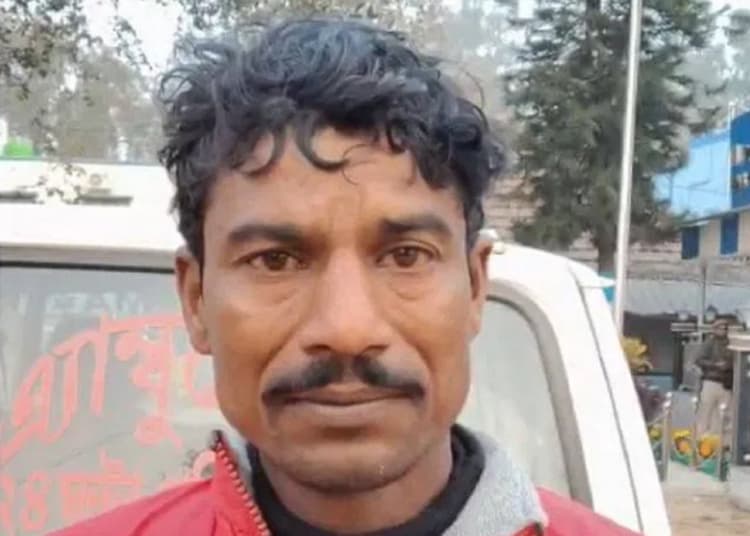 बंगाल के बांकुरा में भाजपा कार्यकर्ता के भाई की बीच सड़क पर हत्या, तनाव के बाद पुलिस कर रही कैंप