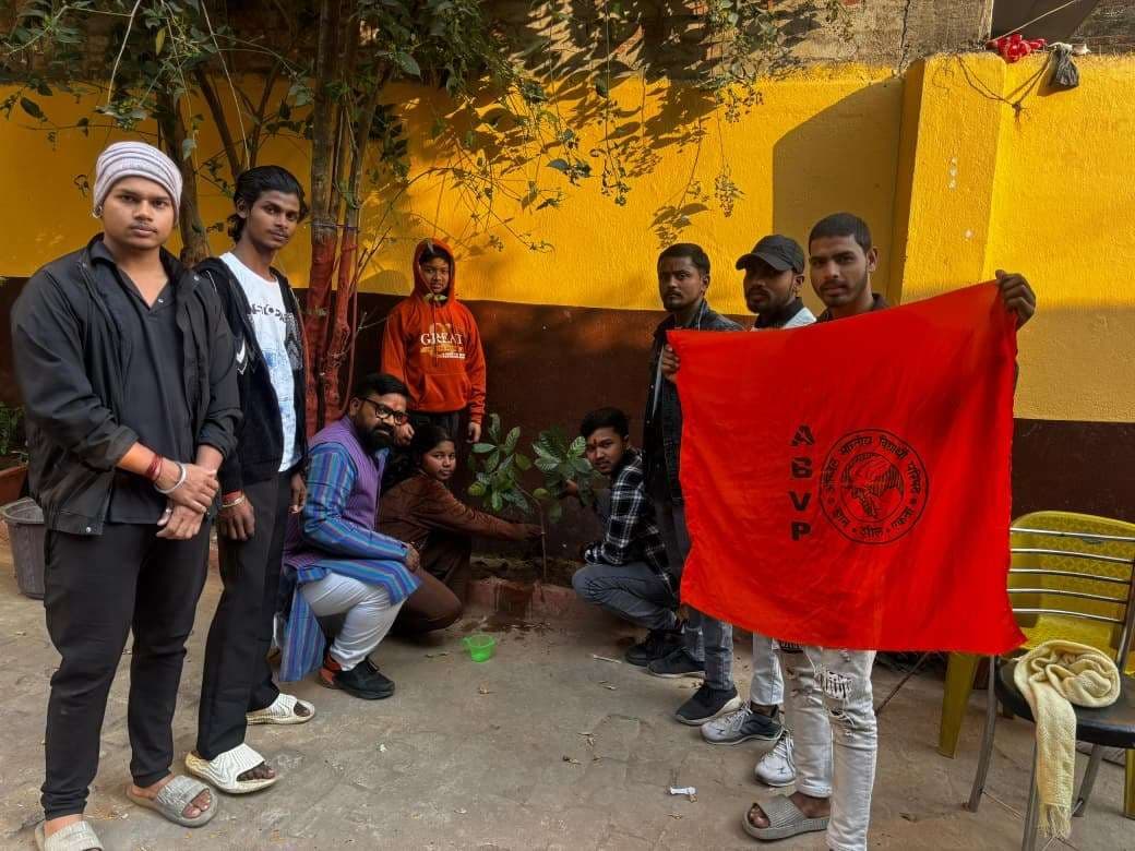 एबीवीपी ने किया पौधरोपण, दिया हरियाली का संदेश