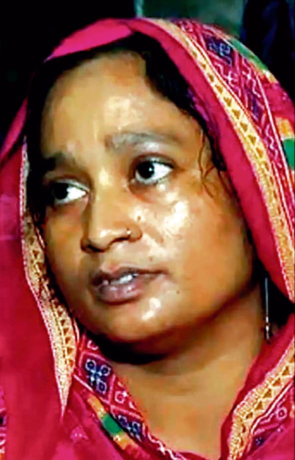 मृत तमन्ना की मां की हालत बिगड़ी, लाया गया कोलकाता