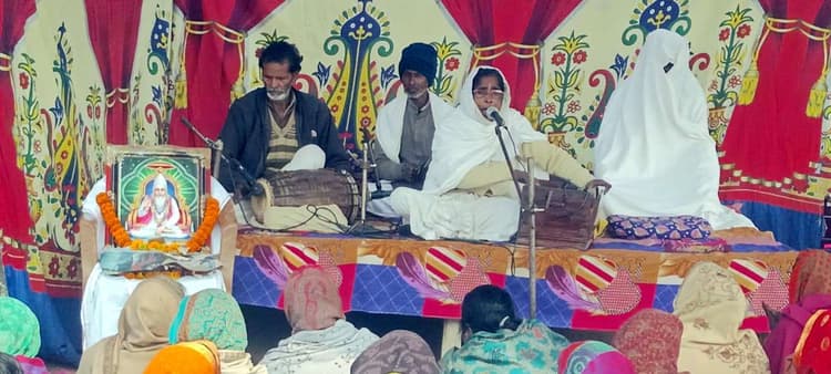 आज भी मार्गदर्शक हैं संत कबीर के विचार