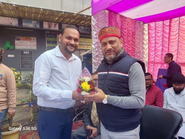 नियाज मल्टीस्पेशलिटी हॉस्पिटल की 5वीं वर्षगांठ पर 35 लोगों ने किया रक्त दान