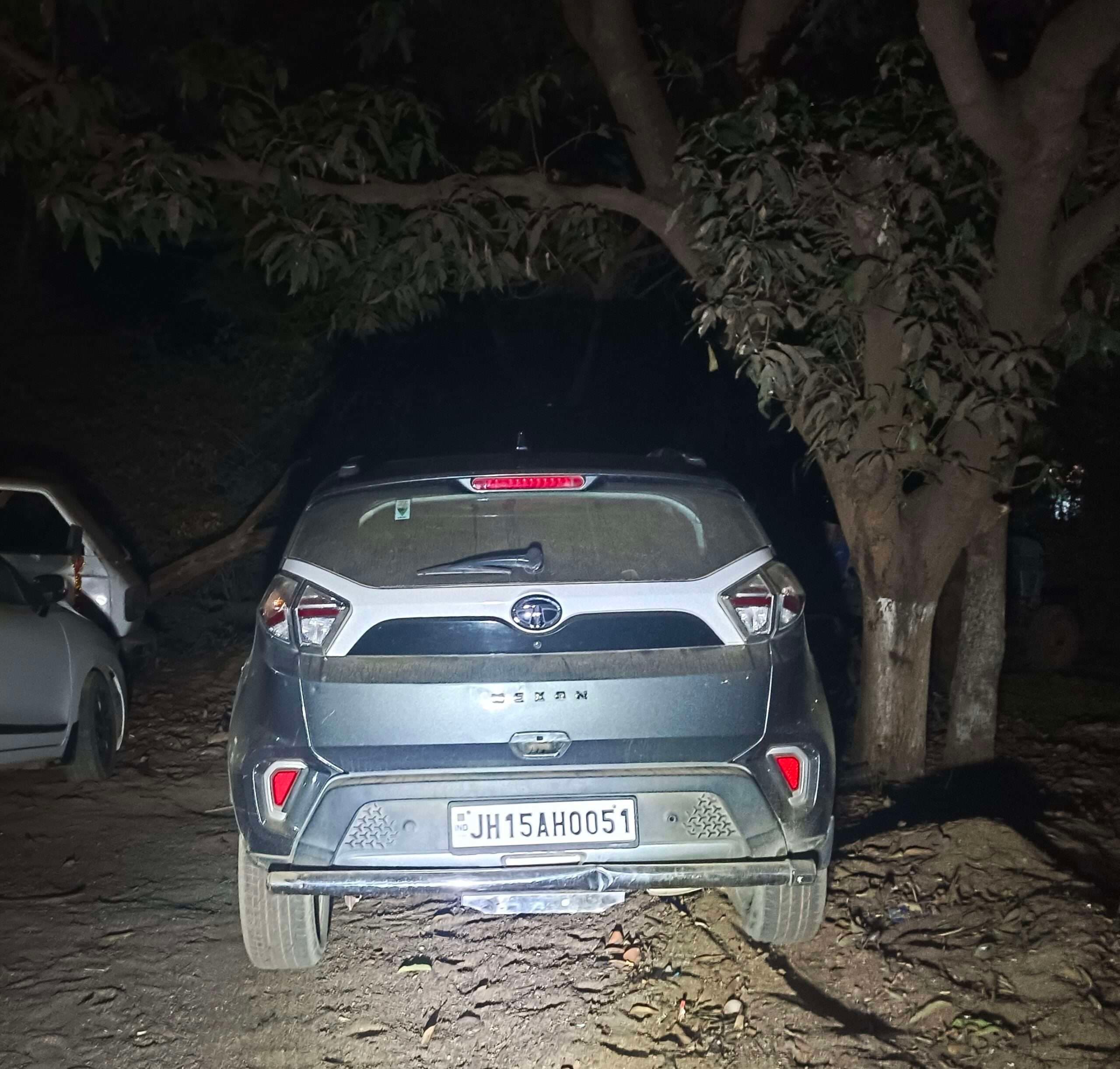 छल-कपट कर हड़पी गयी कार को पुलिस ने किया जब्त