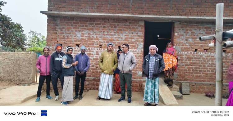 Giridih News : दो घरों से 50 हजार की चोरी