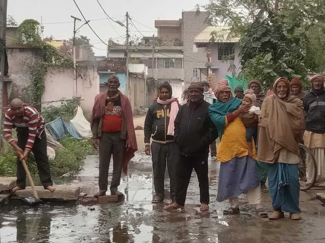 Bhagalpur news भोलसर गांव में जल जमाव से एक हजार से अधिक की आवादी प्रभावित