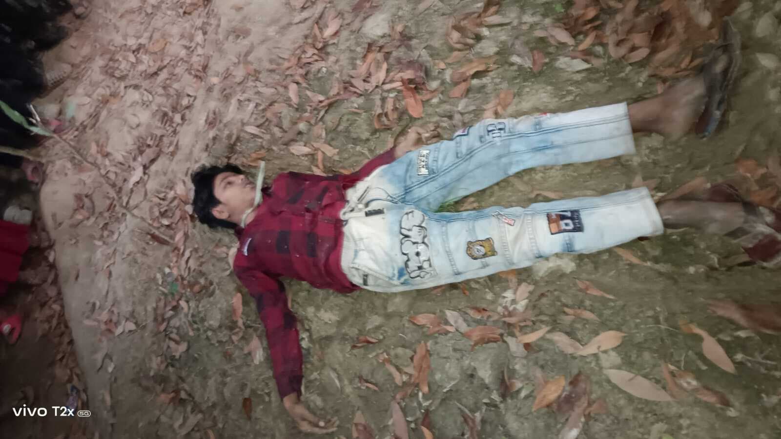 Bhagalpur news स्मैकरों ने किशोर के गले में फांसी लगा कर कर दी हत्या