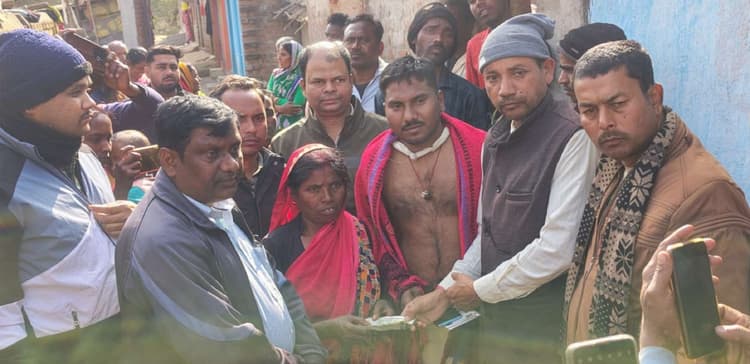 Bokaro News : मृत किसान के परिजनों को वन विभाग देगी मुआवजा