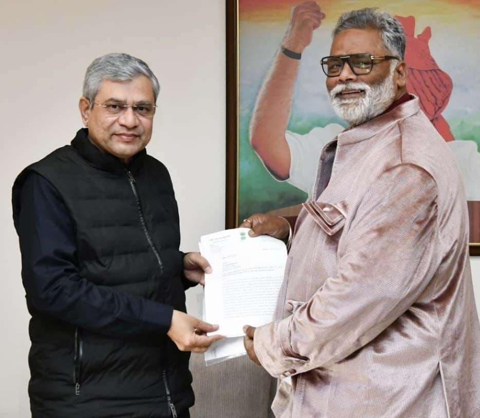 पूर्णिया कोर्ट रेलवे स्टेशन से नई दिल्ली के लिए चले वंदे भारत स्लीपर ट्रेन