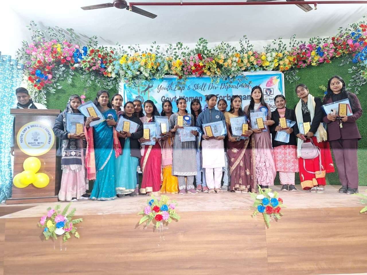 कॉलेज में प्रथम एल्युमनी मीट का आयोजन