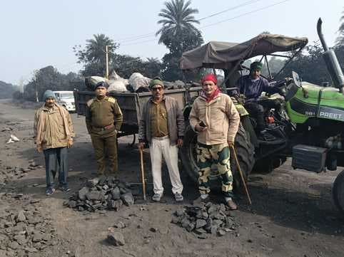 बोआरीजोर में 40 टन अवैध कोयला जब्त