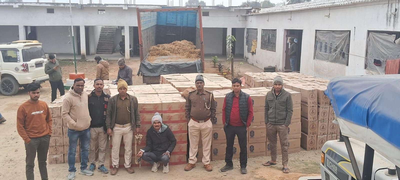 एक करोड़ की विदेशी शराब बरामद, तस्कर गिरफ्तार