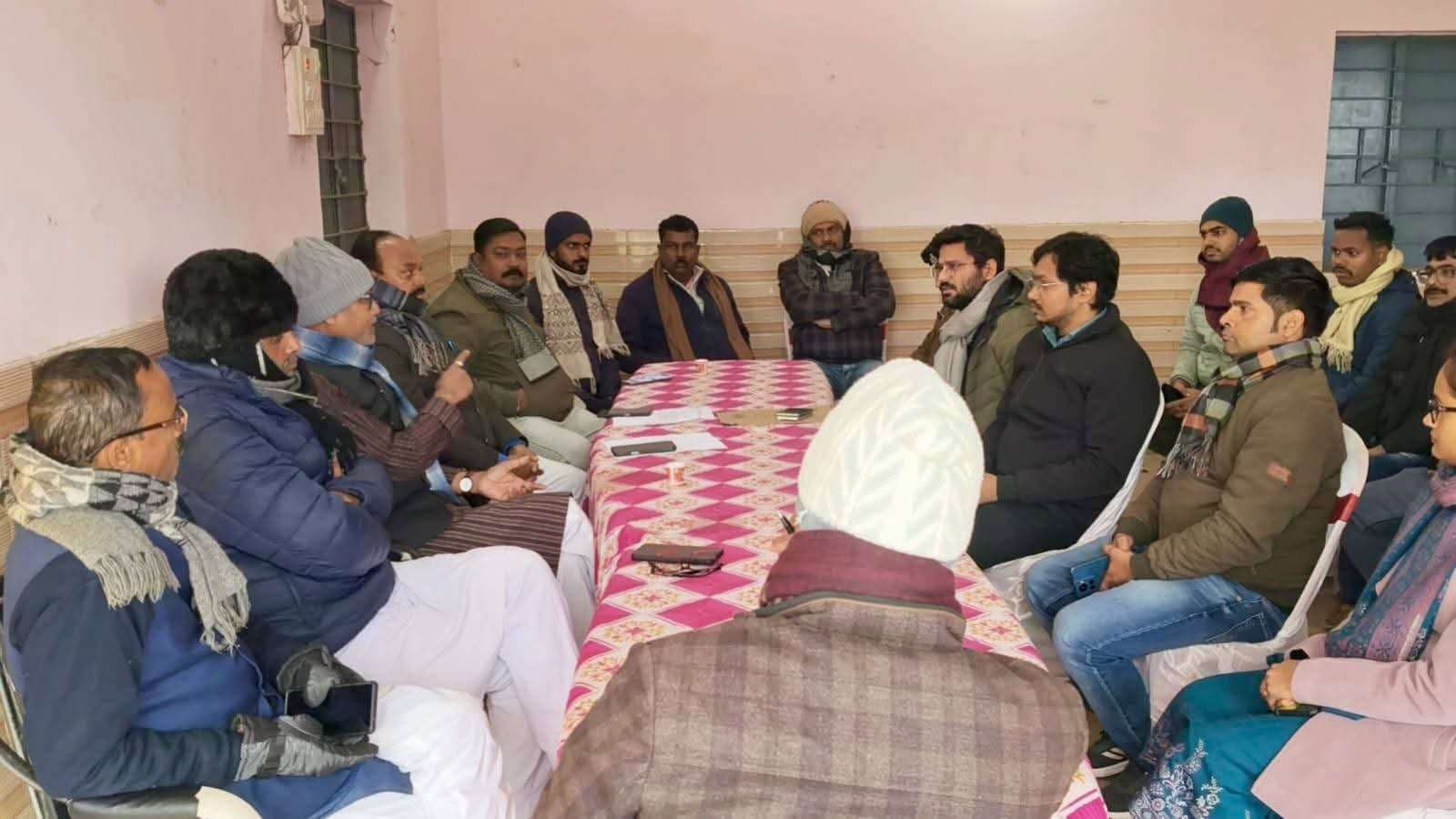 जनता को न हो परेशानी, लंबित काम जल्द पूरा करें: दुलाल