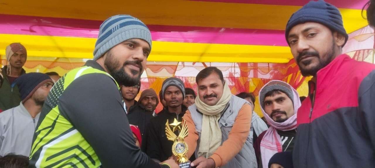 दूसरे सेमीफाइनल में गंगटी की टीम ने बाजी मारी, रविवार को होगा फाइनल मैच