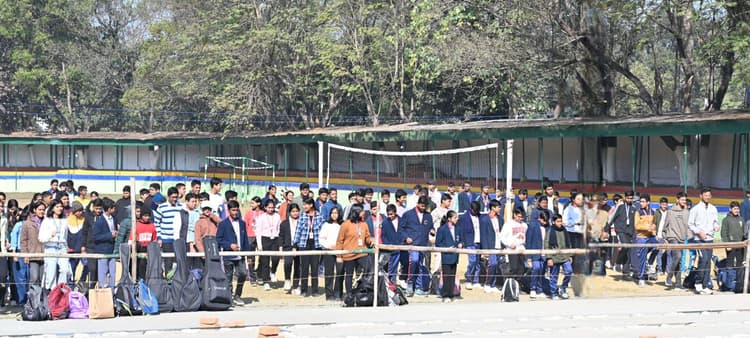 Bokaro News : विद्यार्थियों को नयी चीजें सीखने और जानने का मिलेगा अवसर : सचिव