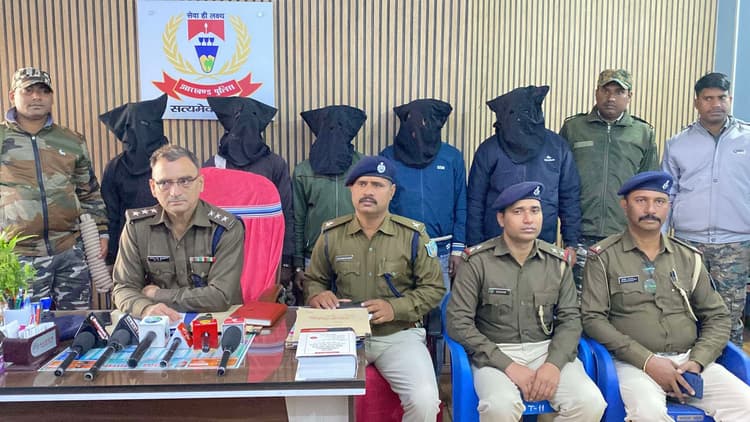 Giridih News :बाइक चोरी के पांचों आरोपित भेजे गये जेल