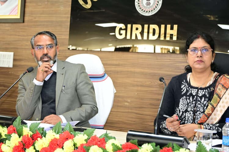 Giridih News :झंडा मैदान में होगा गणतंत्र दिवस का मुख्य समारोह