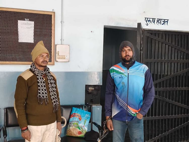 युवती को आत्महत्या के लिए उकसाने के आरोप में अभियुक्त गिरफ्तार